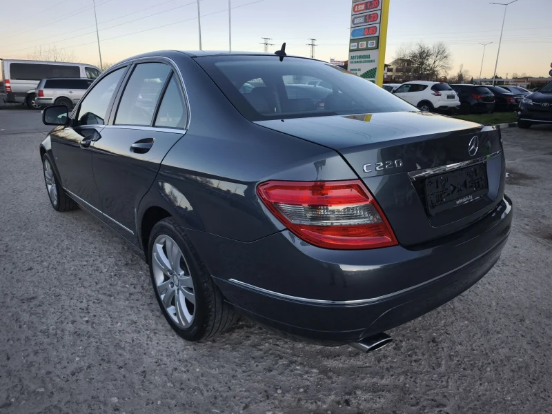 Mercedes-Benz C 220 220CDI 646 ПЪЛНА СЕРВИЗНА ИСТОРИЯ В МЕРЦЕДЕС , снимка 4 - Автомобили и джипове - 53531167