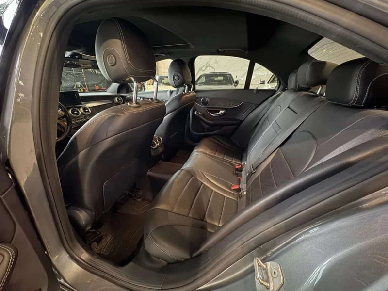 Mercedes-Benz C 300 * CARFAX * ЦЕНА ДО БГ, снимка 15 - Автомобили и джипове - 53584422