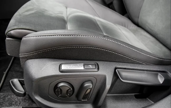 VW Arteon Shooting Brake 2.0 TDI = R-Line = Гарамцоя - изображение 3