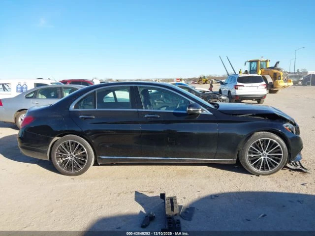 Mercedes-Benz C 300 BURMESTER* DIGITAL COCKPIT - изображение 6