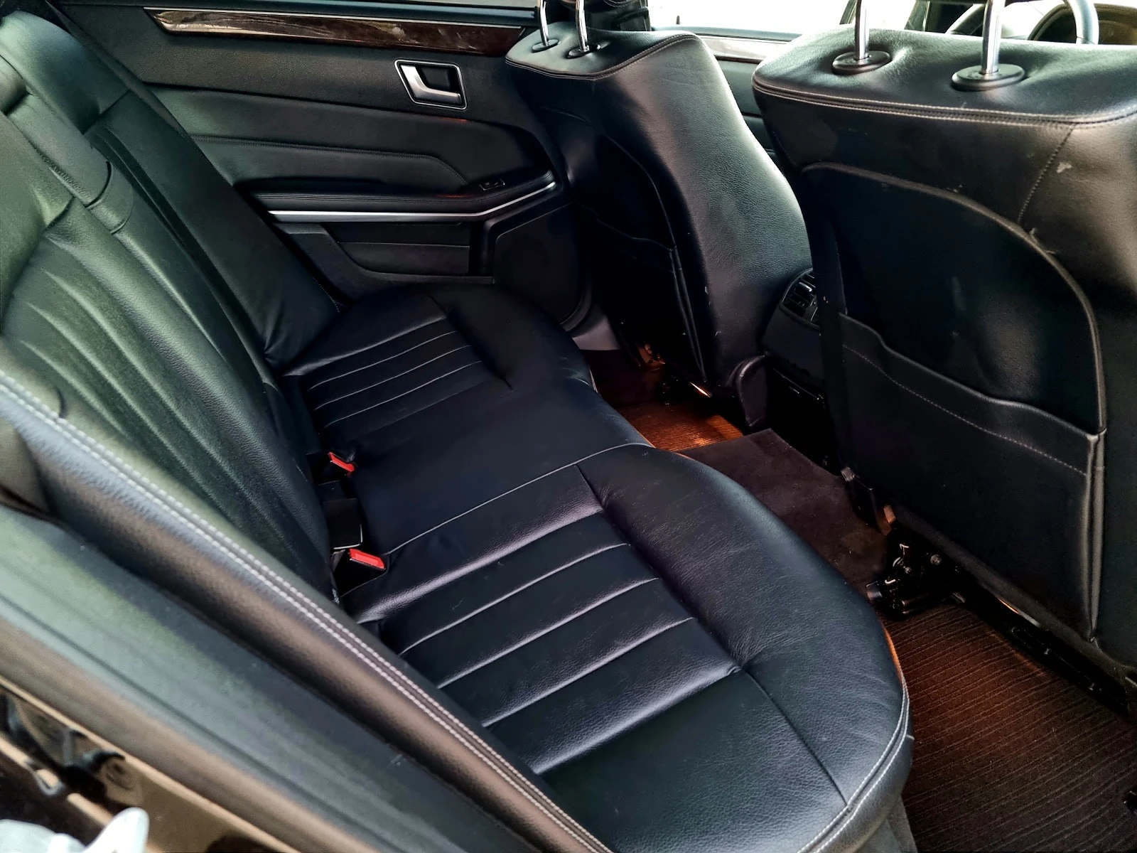 Mercedes-Benz E 220 2.2 CDI 170кс. Facelift Navi, koja  | Mobile.bg — изображение 16