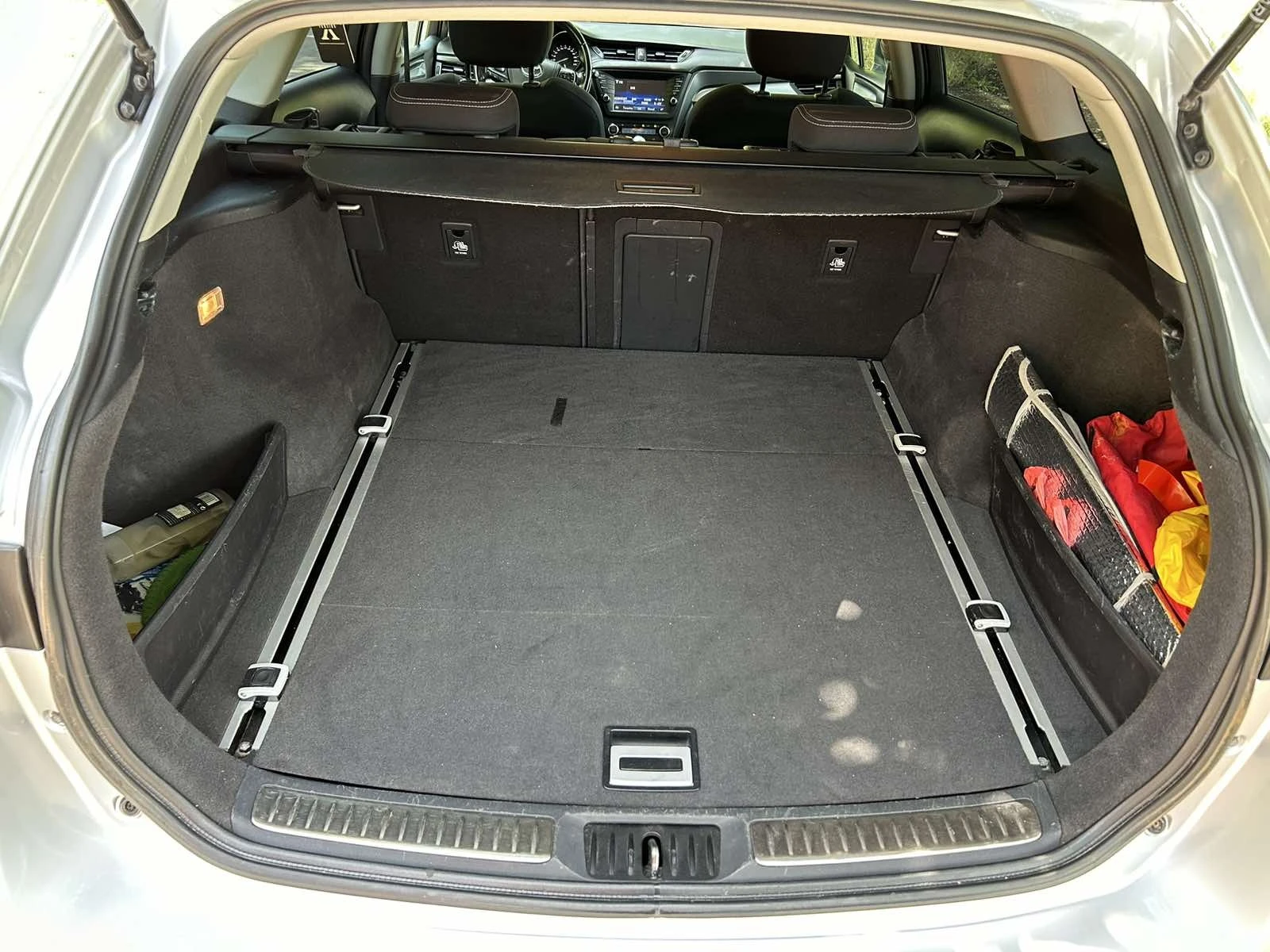 Toyota Avensis turing sport | Mobile.bg � ����������� 12