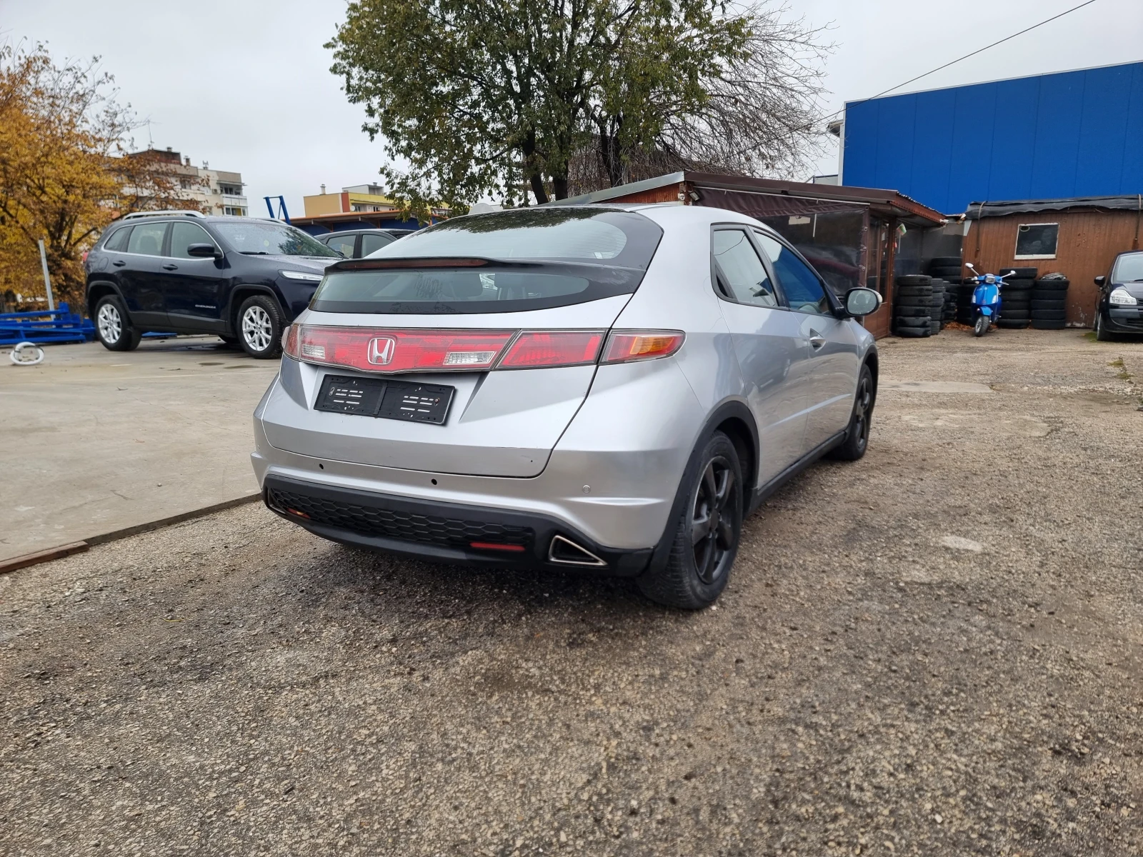 Honda Civic 1.3I  - изображение 6