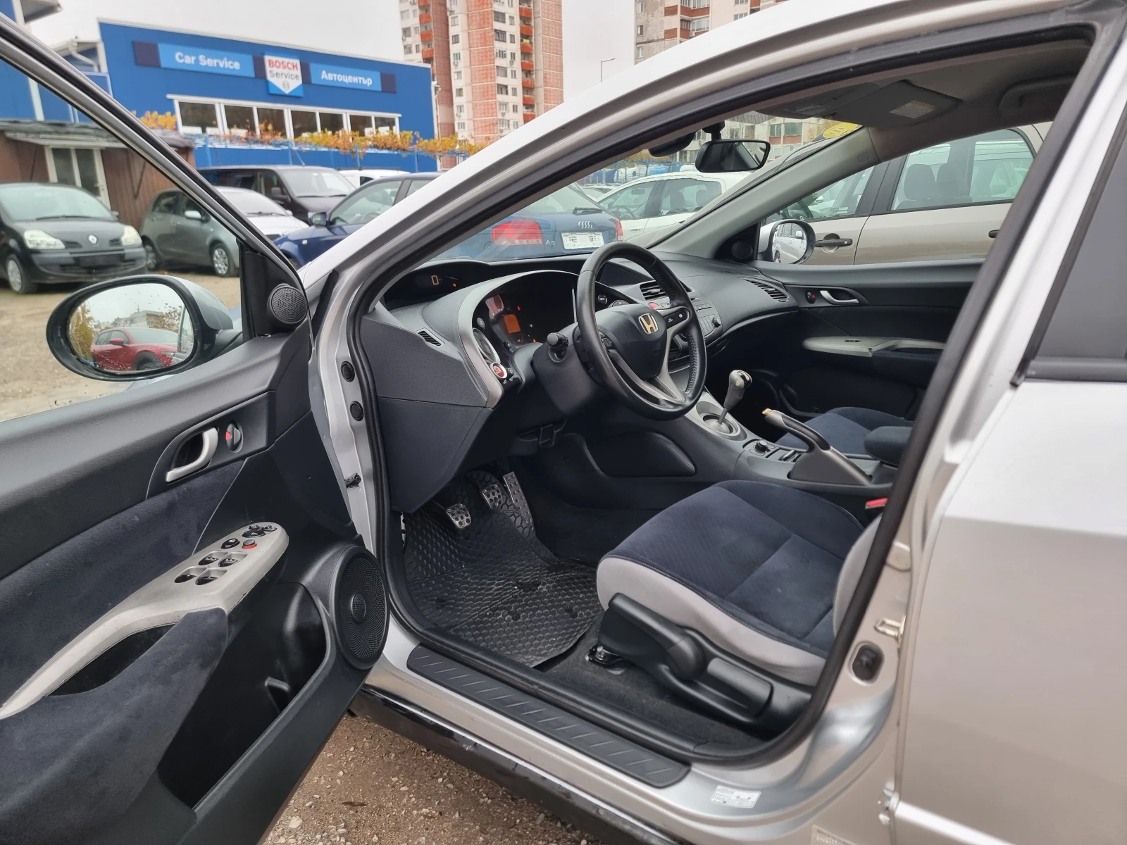 Honda Civic 1.3I  - изображение 10