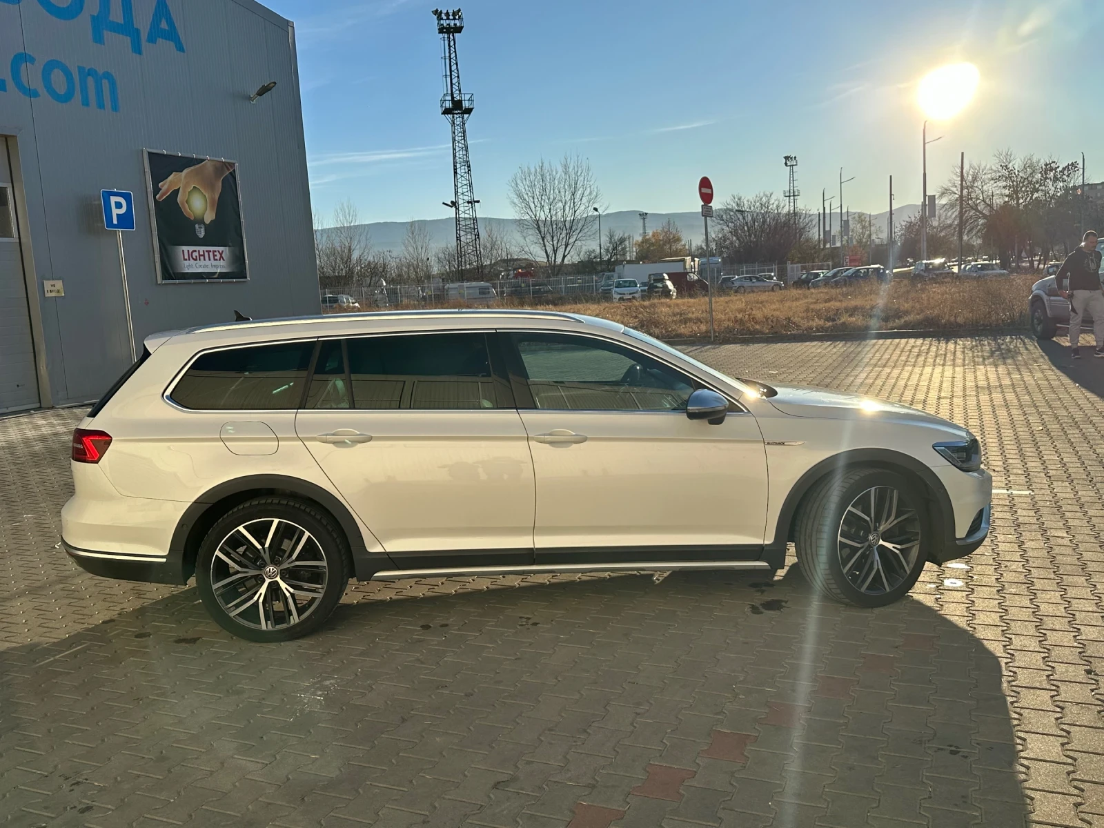 VW Alltrack 2.0TDI/DIGITAL COCKPIT/4x4 - изображение 3