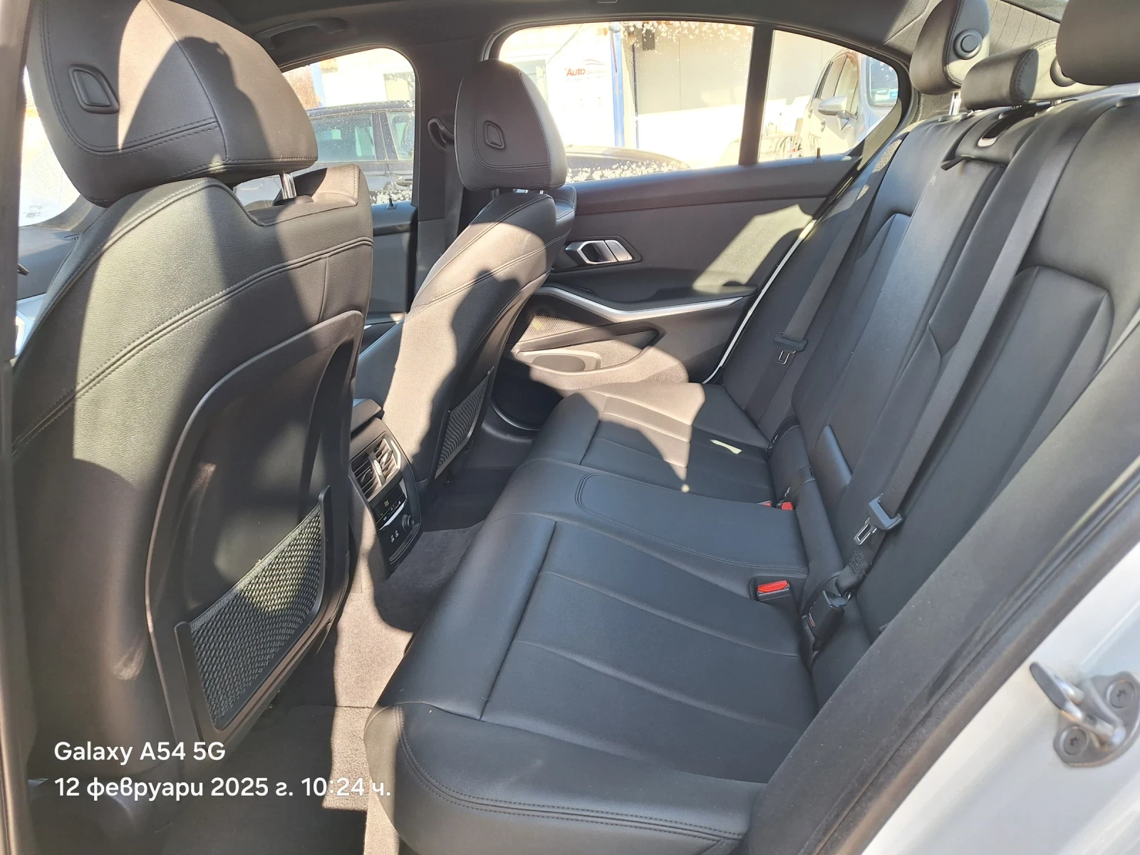 BMW 330 3.0 i  Xdrive 110000km EURO 6 | Mobile.bg   14