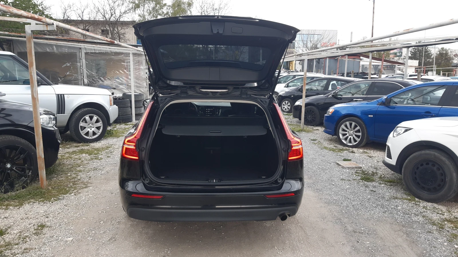 Volvo V60 2.0 D3 - изображение 7