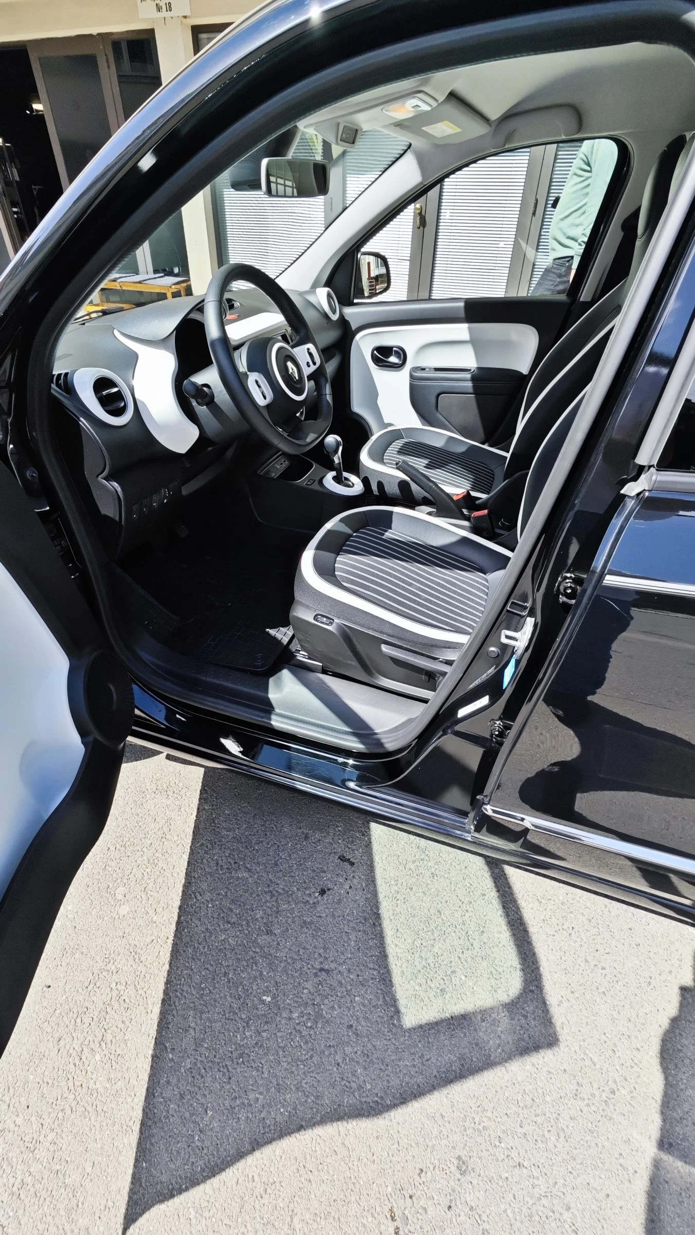 Renault Twingo  - изображение 4