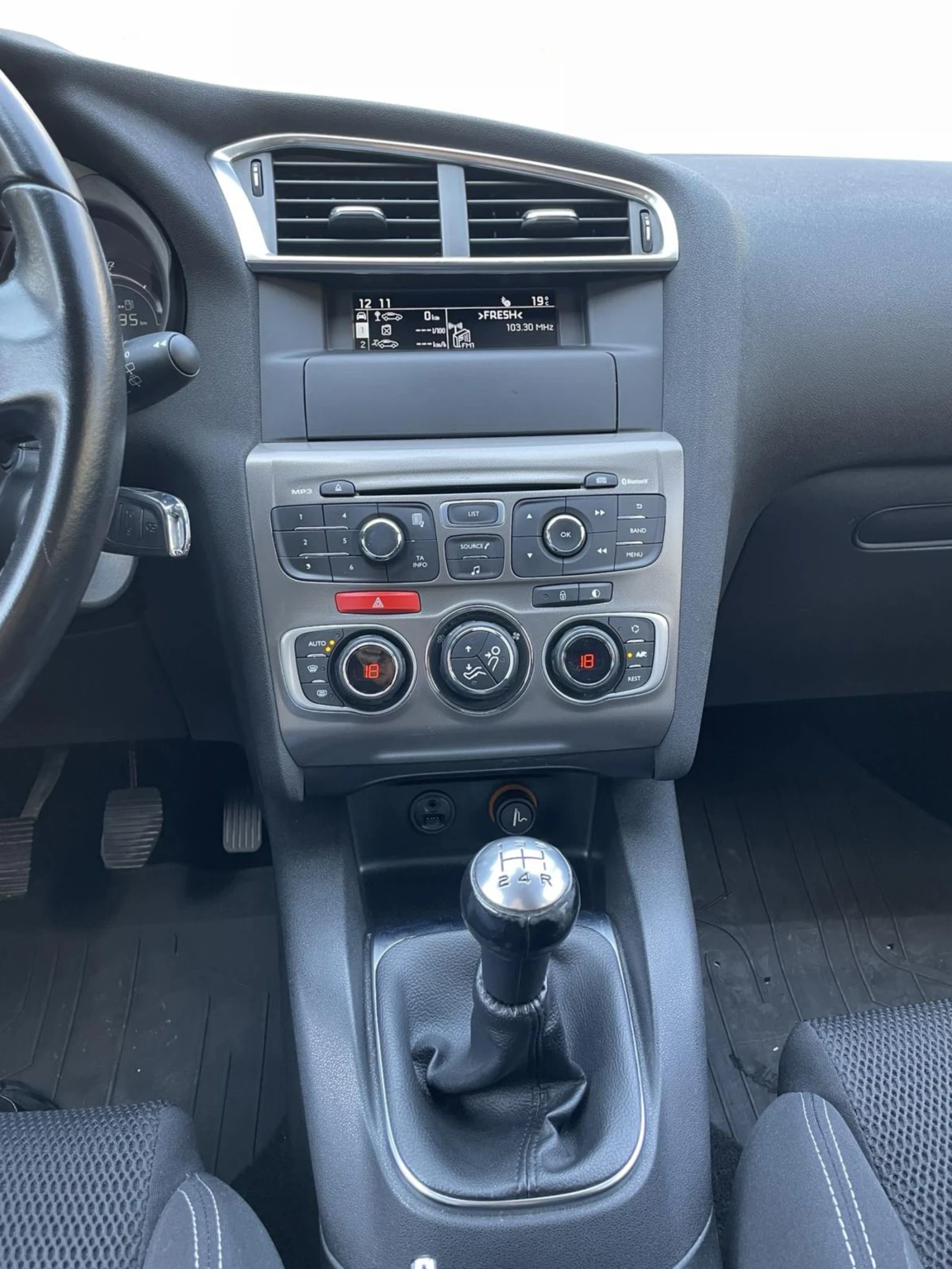 Citroen C4 1.6 BlueHDI - изображение 10