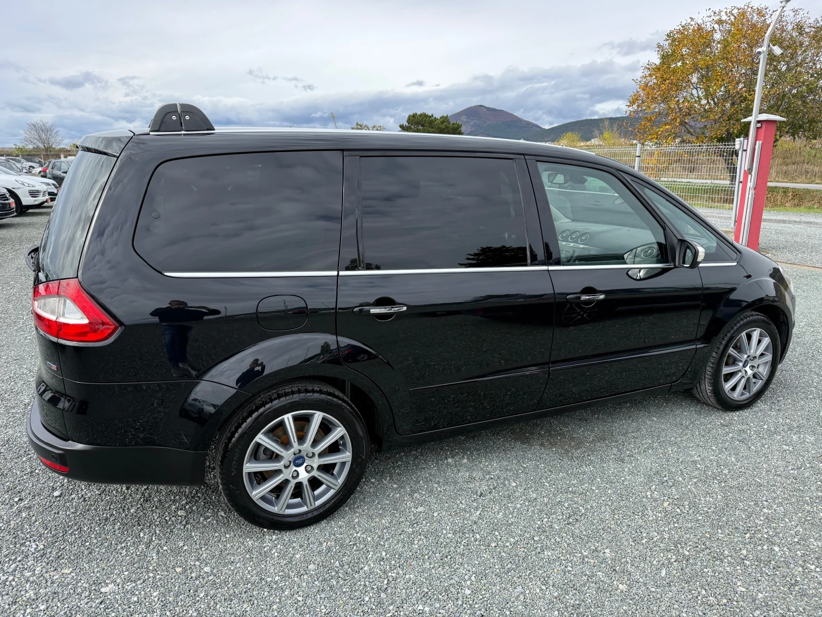 Ford Galaxy (KATO НОВА)^(7-МЕСТЕН) - изображение 5