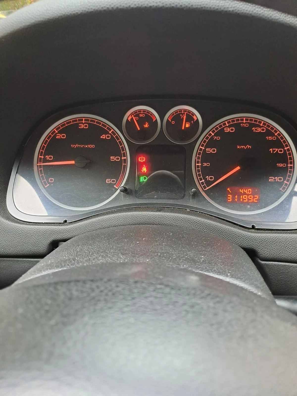 Peugeot 307 1.6 HDI - изображение 5