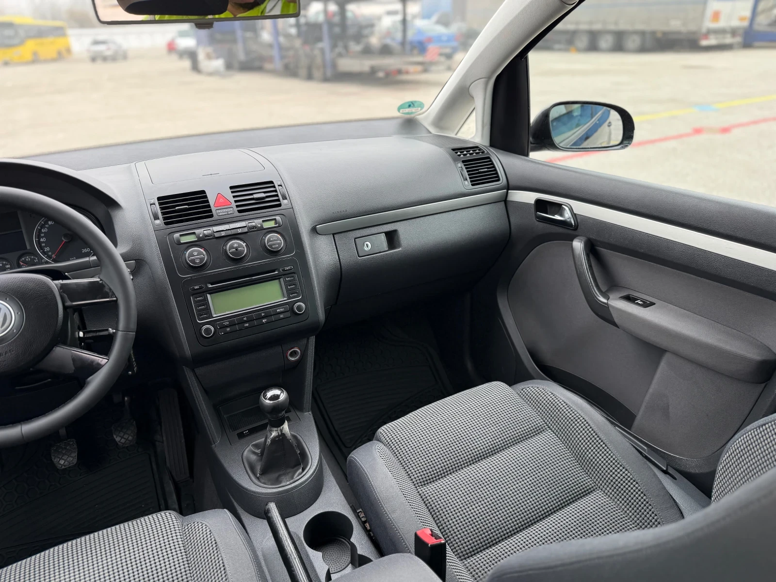 VW Touran GERMANY* 2.0TDI 136hp !!! Xenon - изображение 10