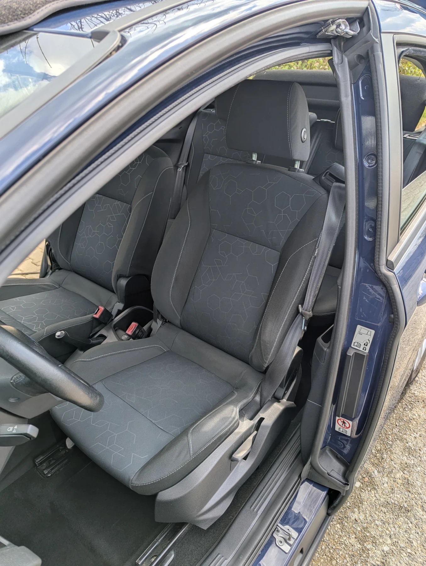 Ford B-Max 1.5 TDCI, снимка 9 - Автомобили и джипове - 53973779