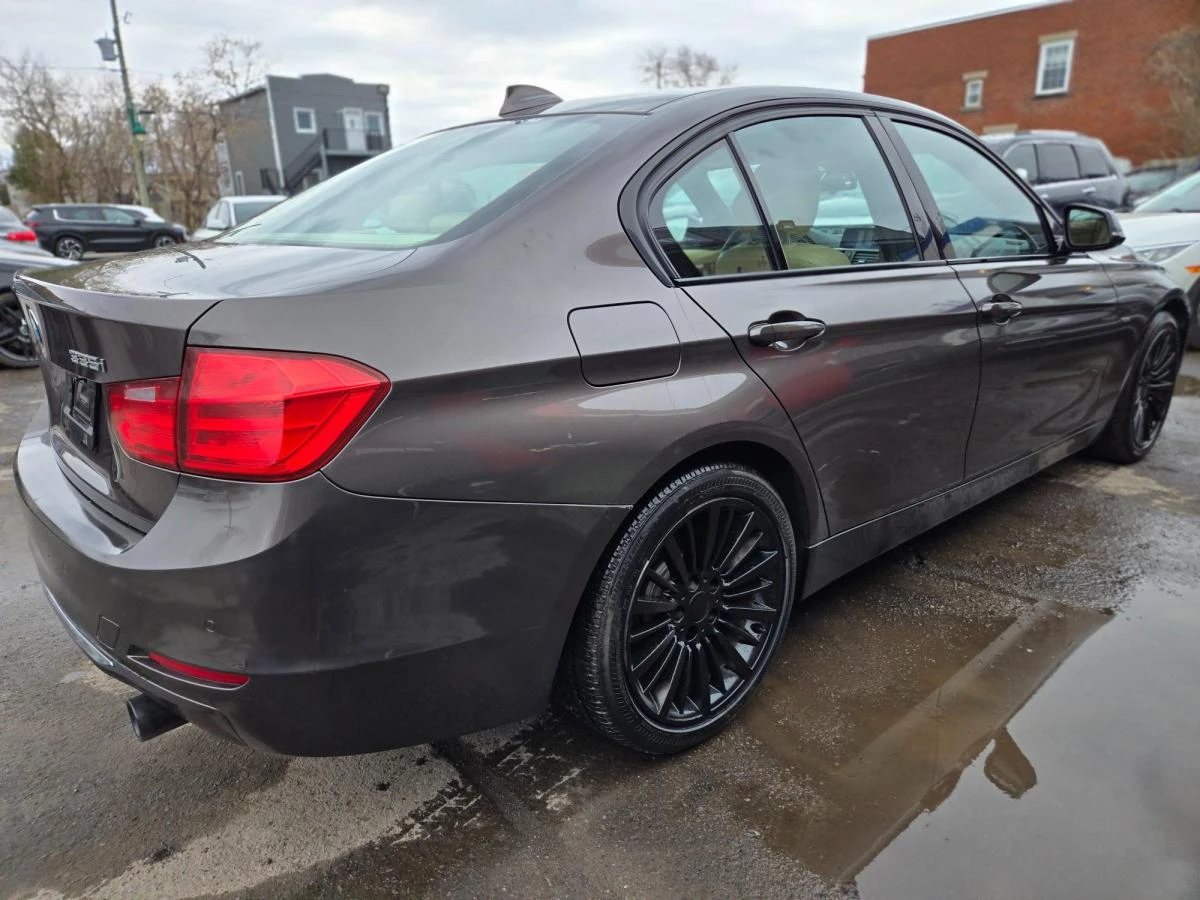 BMW 335 xDrive* АвтоКредит* (ЦЕНА ДО БГ), снимка 7 - Автомобили и джипове - 54173670