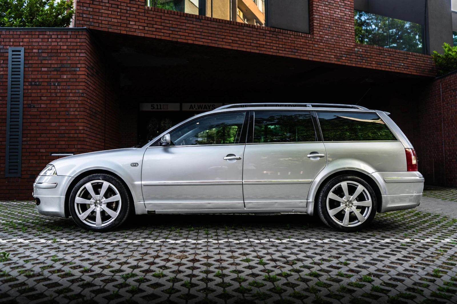 VW Passat Highline Votex пакет, снимка 7 - Автомобили и джипове - 54957797