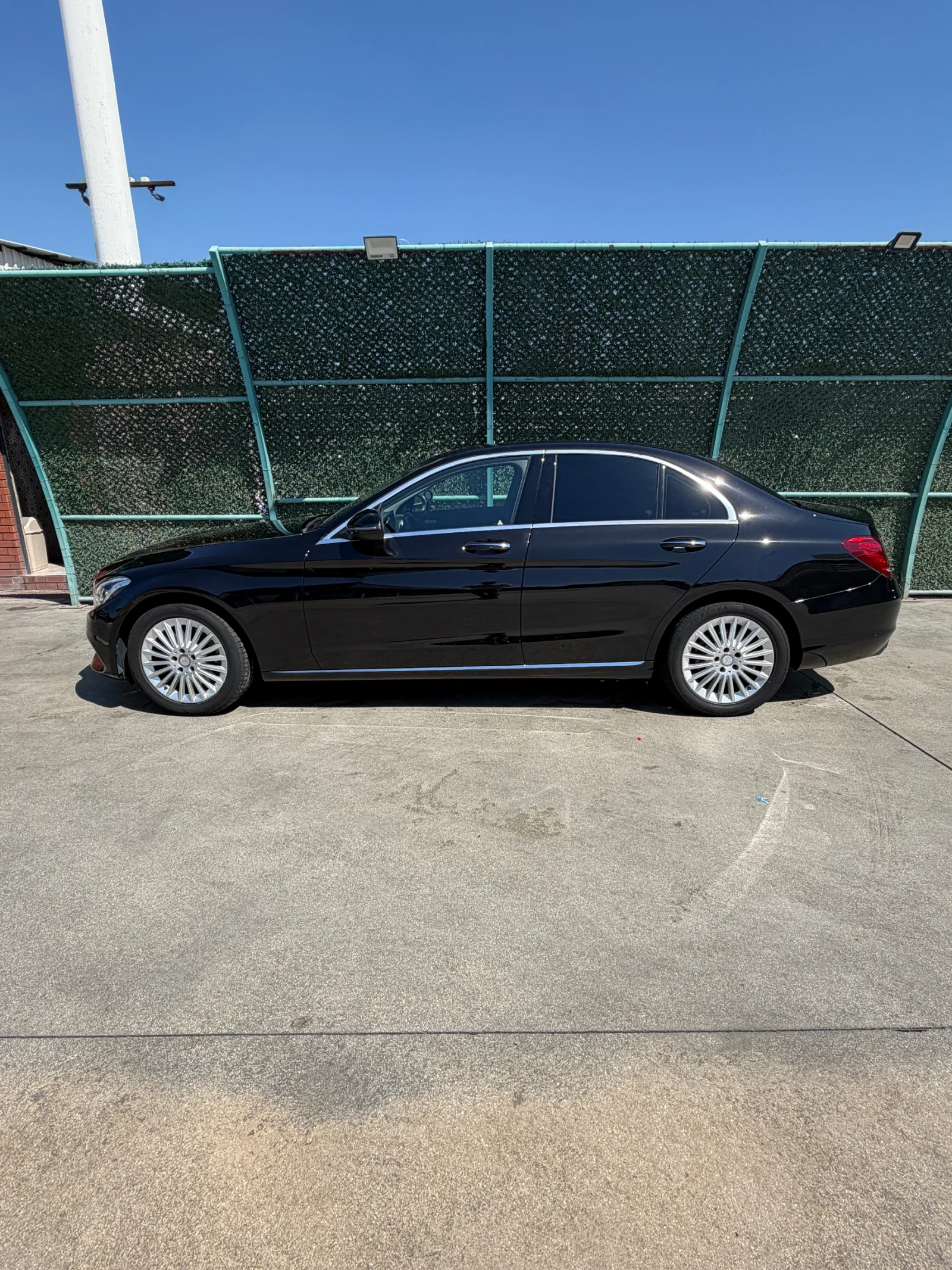 Mercedes-Benz C 300, снимка 4 - Автомобили и джипове - 55136887