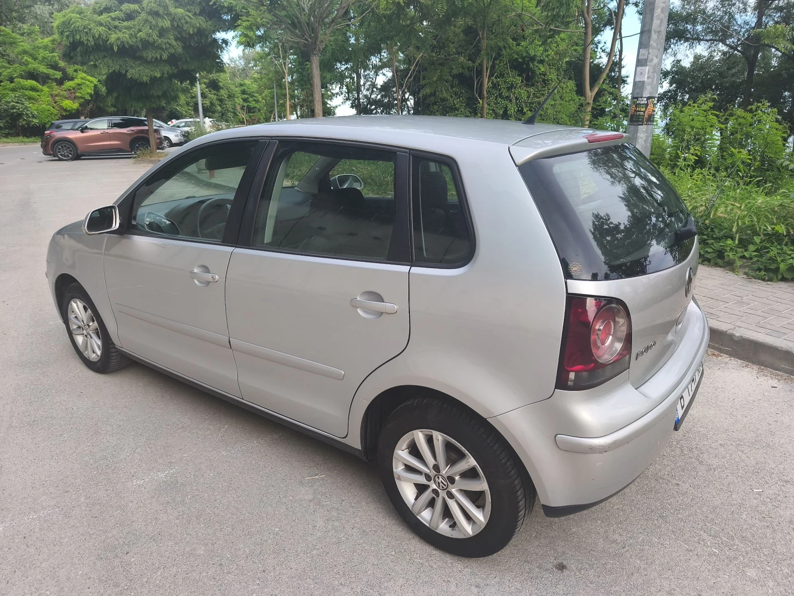VW Polo 1.4 TDI, снимка 9 - Автомобили и джипове - 55138101