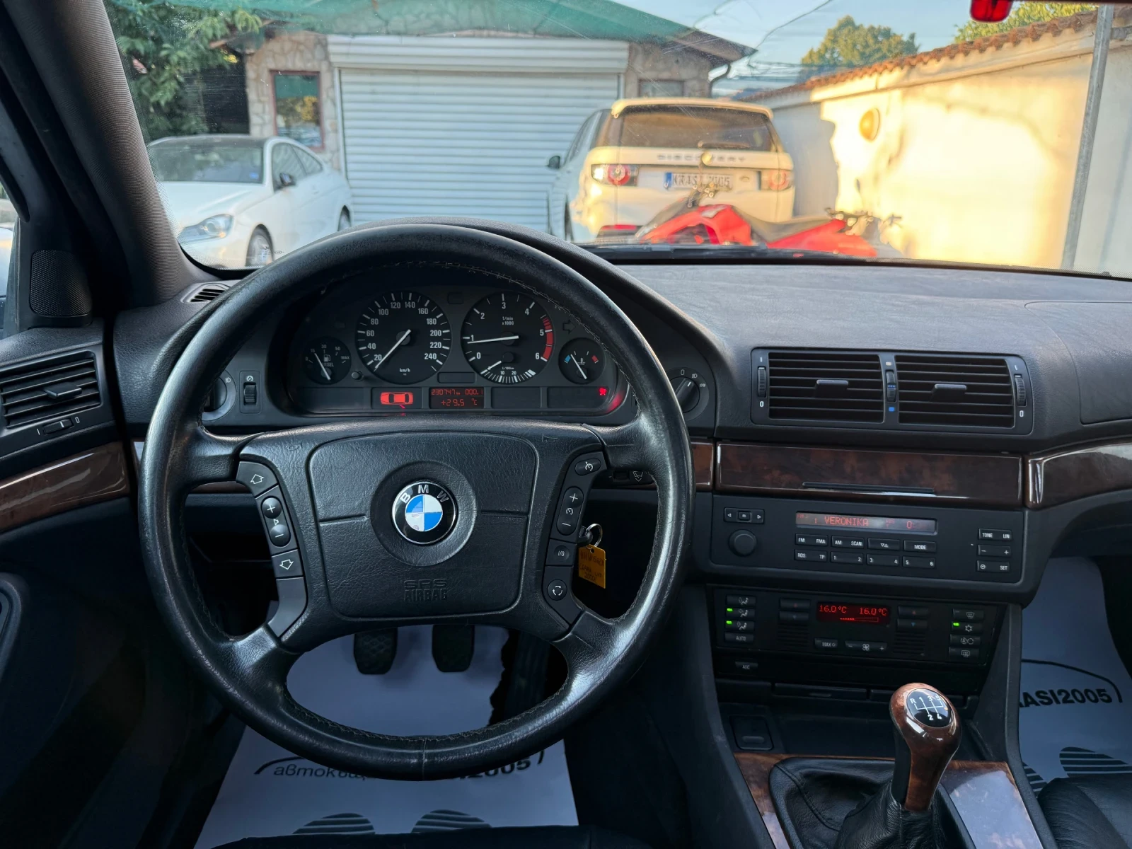 BMW 520 D ITALY XENON , снимка 9 - Автомобили и джипове - 55729509