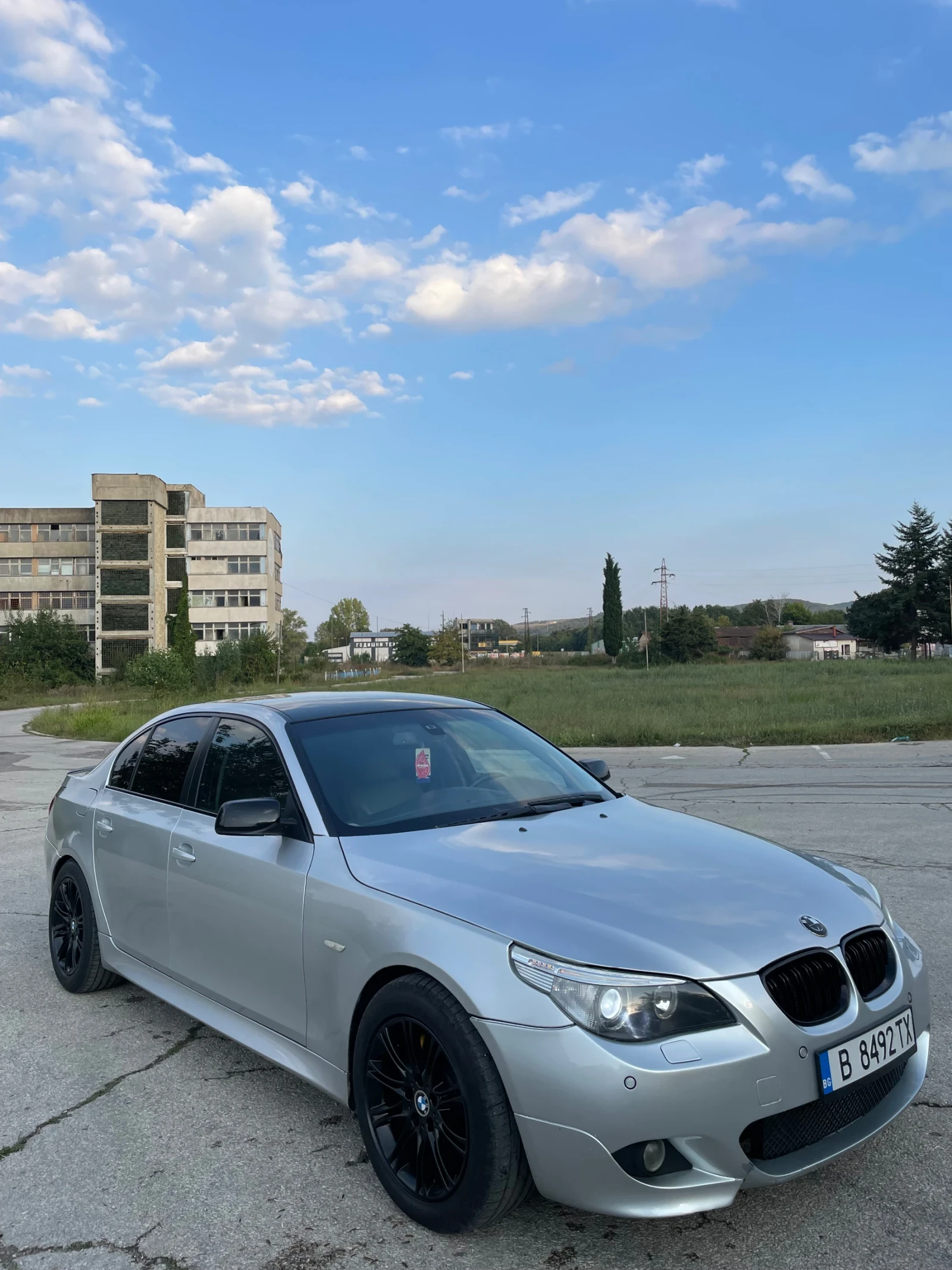BMW 530, снимка 2 - Автомобили и джипове - 55854109