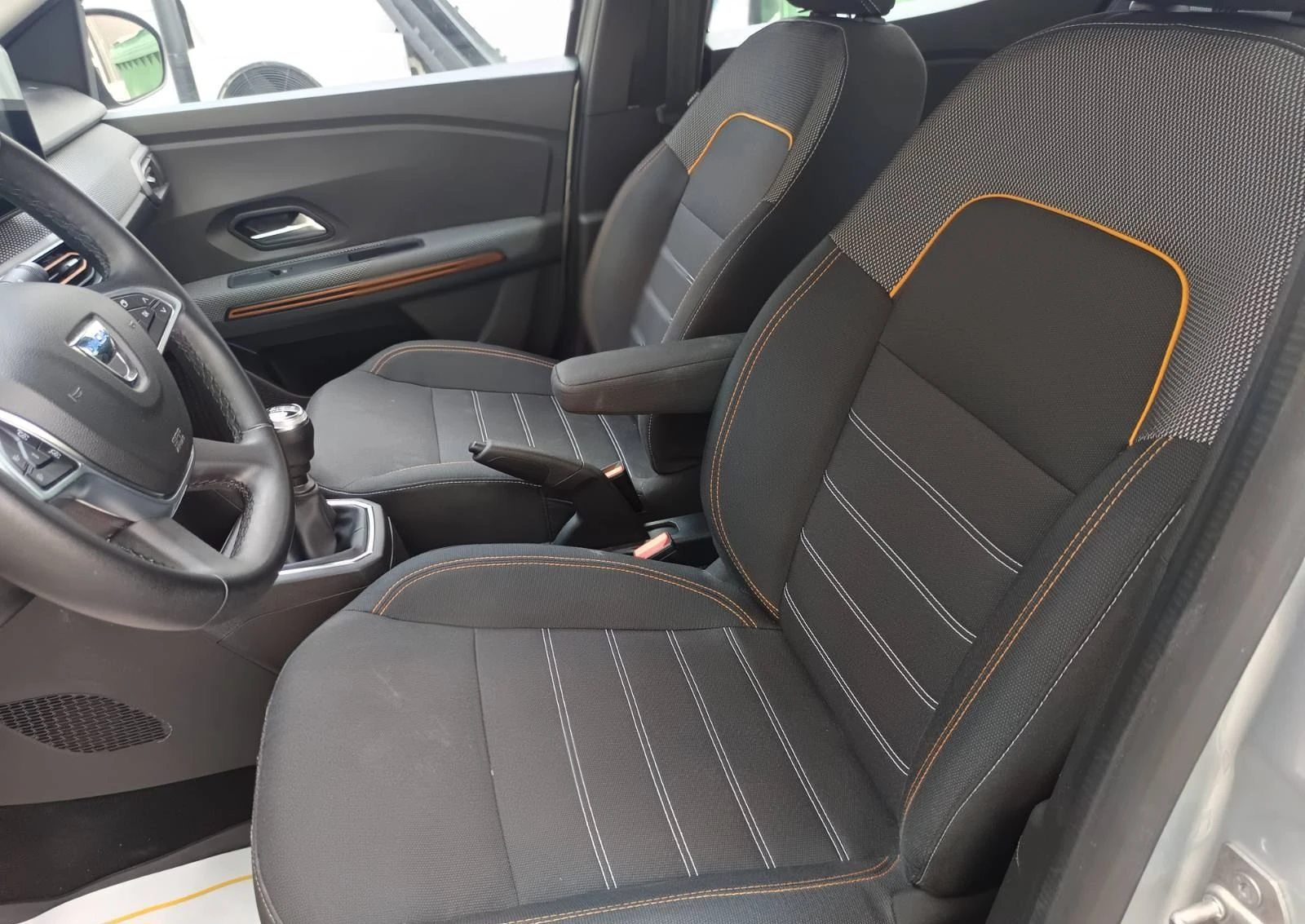 Dacia Sandero Stepway/1.0Tce/100к.с./LPG, снимка 13 - Автомобили и джипове - 55909935
