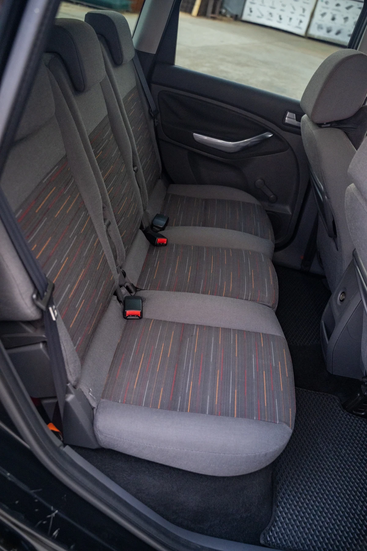 Ford C-max 1.8 TDCI, снимка 17 - Автомобили и джипове - 56184705