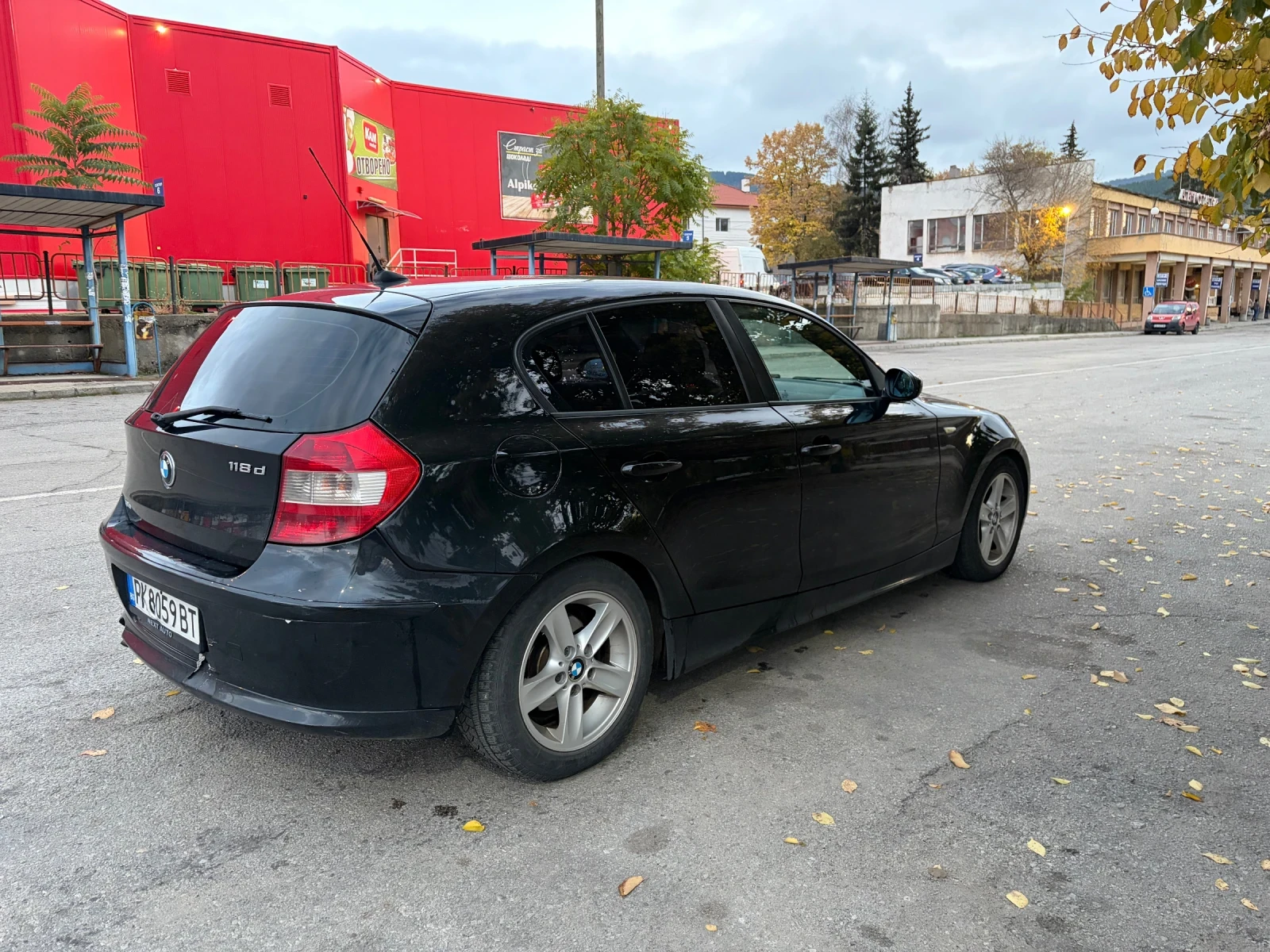 BMW 118 118d, снимка 6 - Автомобили и джипове - 56685371