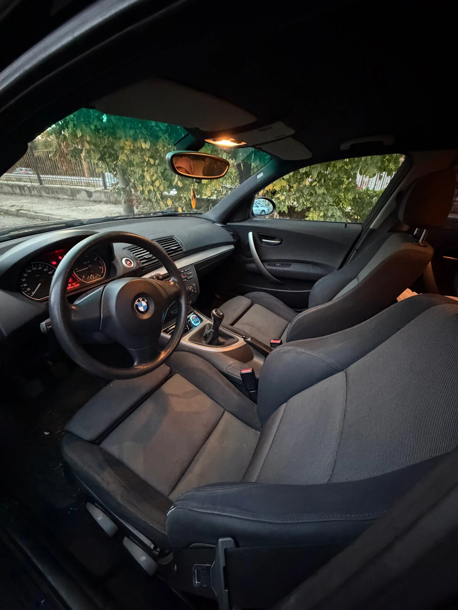 BMW 118 118d, снимка 4 - Автомобили и джипове - 56685371