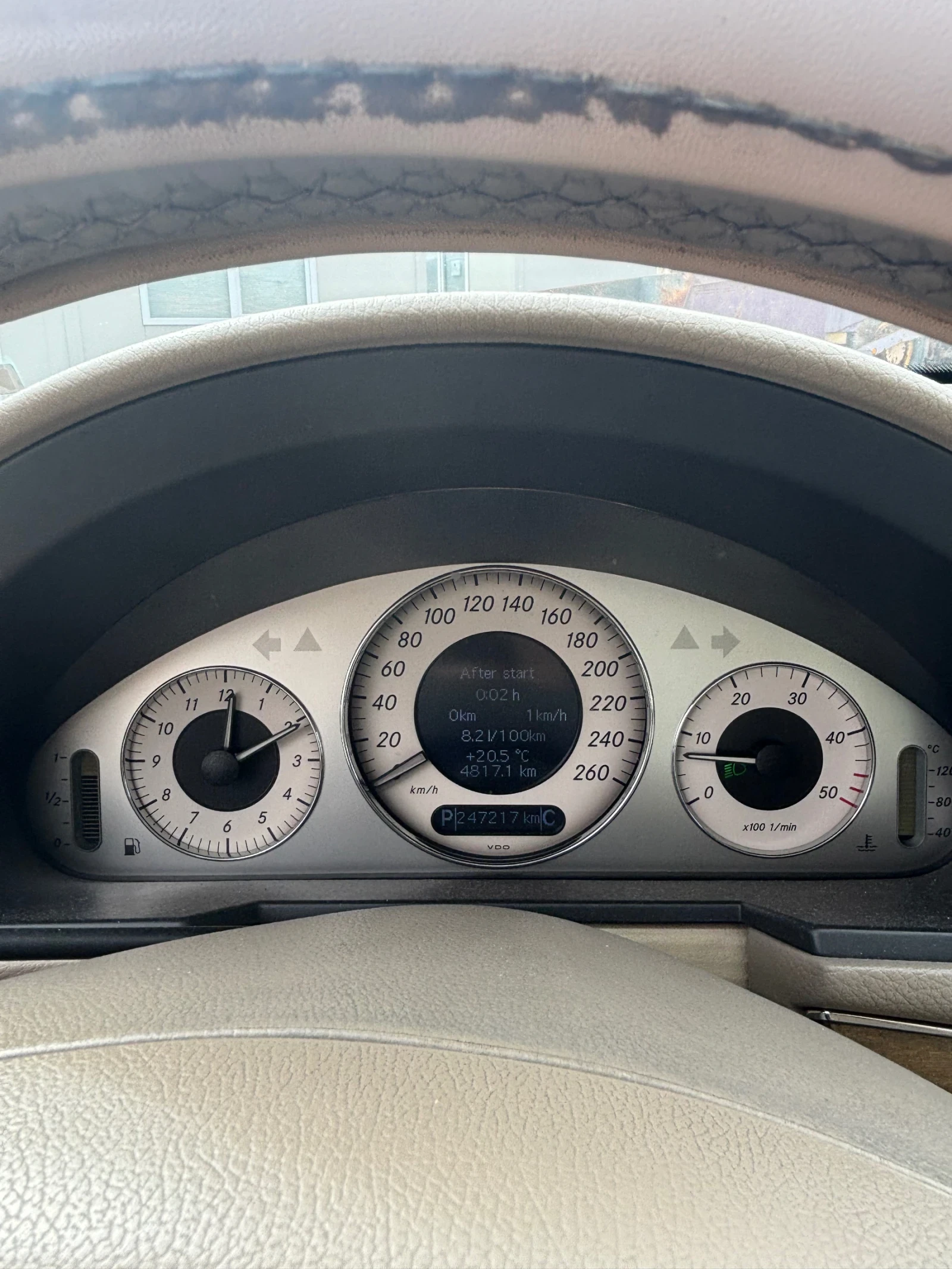 Mercedes-Benz E 320, снимка 7 - Автомобили и джипове - 56697507