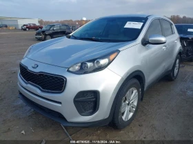 Kia Sportage 2.4L I-4 DI, DOHC, VVT, 181HP Front Wheel Drive, снимка 2