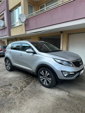 Kia Sportage 2.0 CRDI 4x4 - 8999 € / 17600.51 лв. - 48130105 2