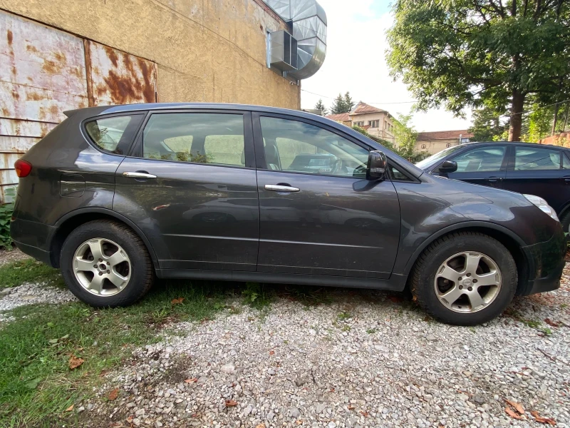 Subaru B9 tribeca автомат бензин 4х4, снимка 6 - Автомобили и джипове - 47285807