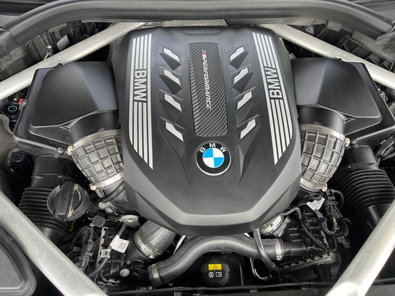 BMW X7 M50i Sports 4.4L V8 Twin Turbo, снимка 17 - Автомобили и джипове - 48782775