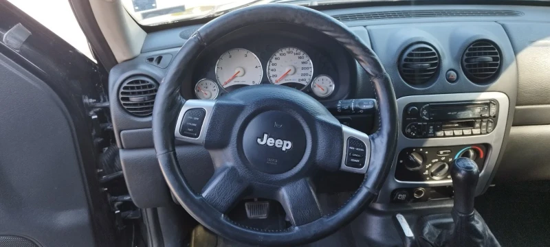 Jeep Cherokee 2500, снимка 6 - Автомобили и джипове - 52669664
