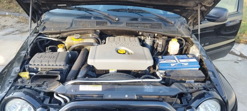 Jeep Cherokee 2500, снимка 9 - Автомобили и джипове - 52669664