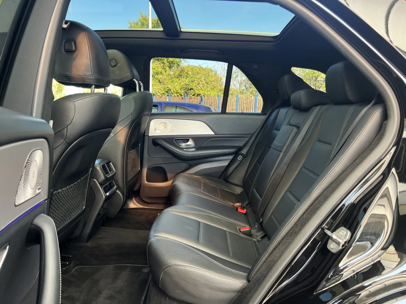 Mercedes-Benz GLE 400 d/AMG/4MATIC/AIRMATIC/BURMESTER/PANO/360/MULTIBEAM, снимка 16 - Автомобили и джипове - 51336818