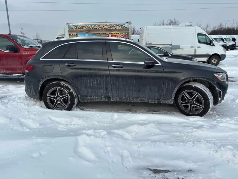 Mercedes-Benz GLC 300 * 4MATIC*  CARFAX * 360 * ПОГДРЕВИ, снимка 3 - Автомобили и джипове - 53251671