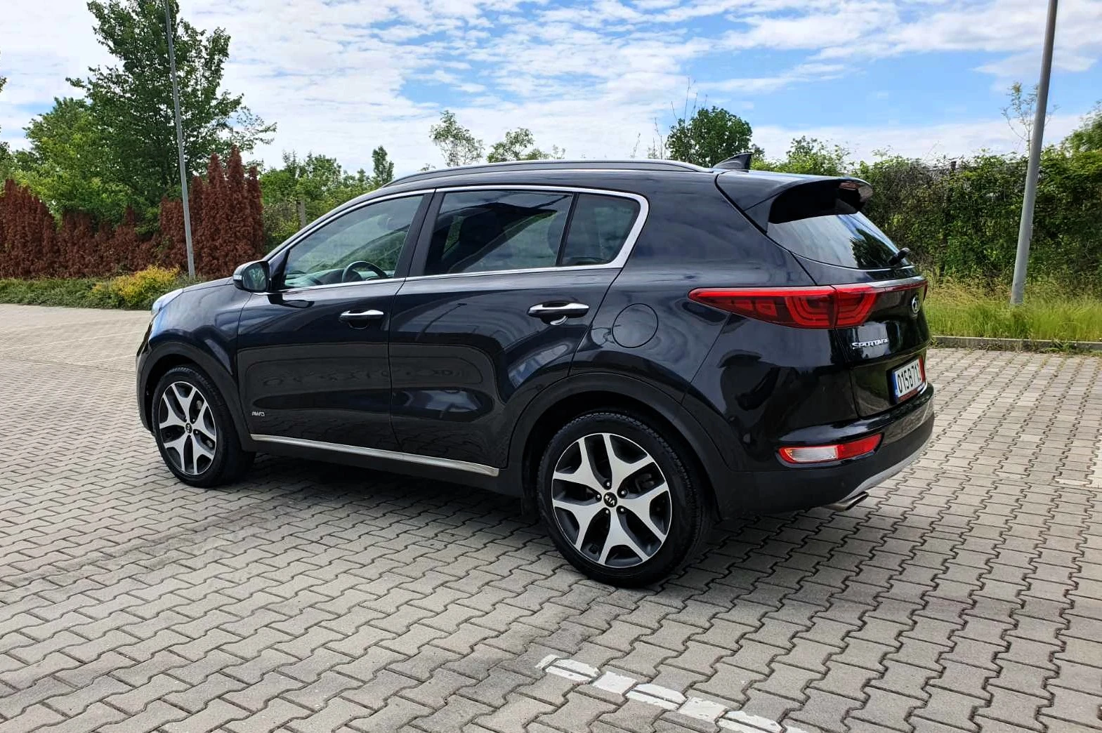 Kia Sportage 2.0CRDi/4WD/Automatic/GT line - изображение 6