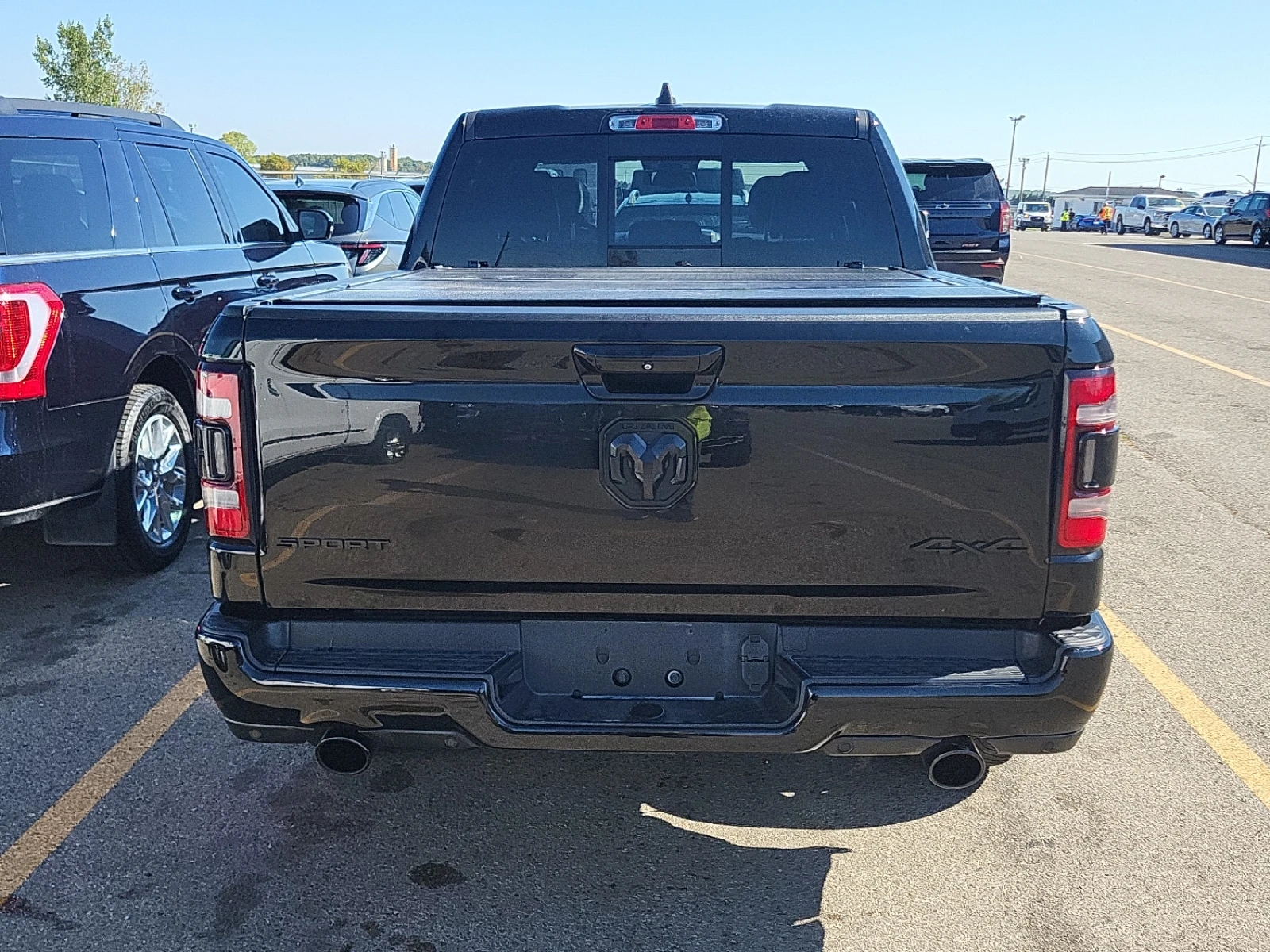 Dodge RAM 1500 * SPORT CREW CAB SHORT BED * ЦЕНА ДО БЪЛГАРИЯ*  - изображение 6