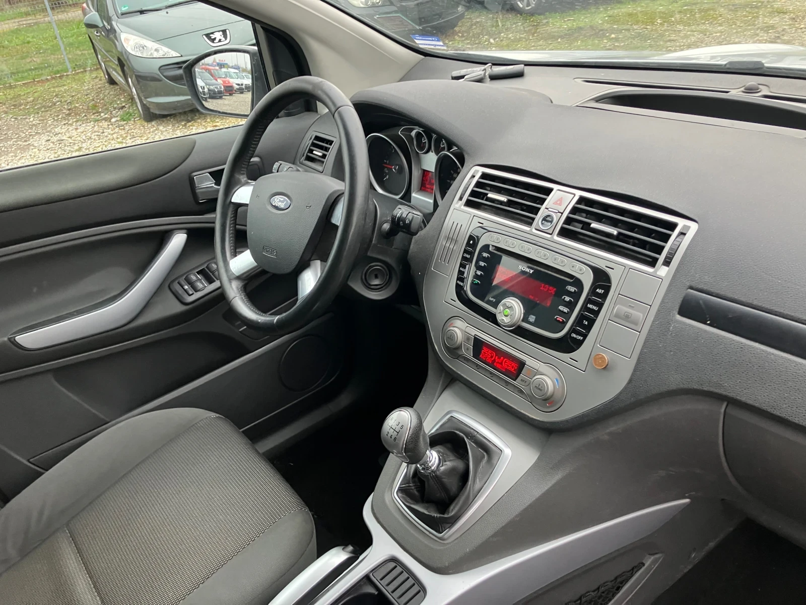 Ford Kuga 2.0 TDCI - изображение 7