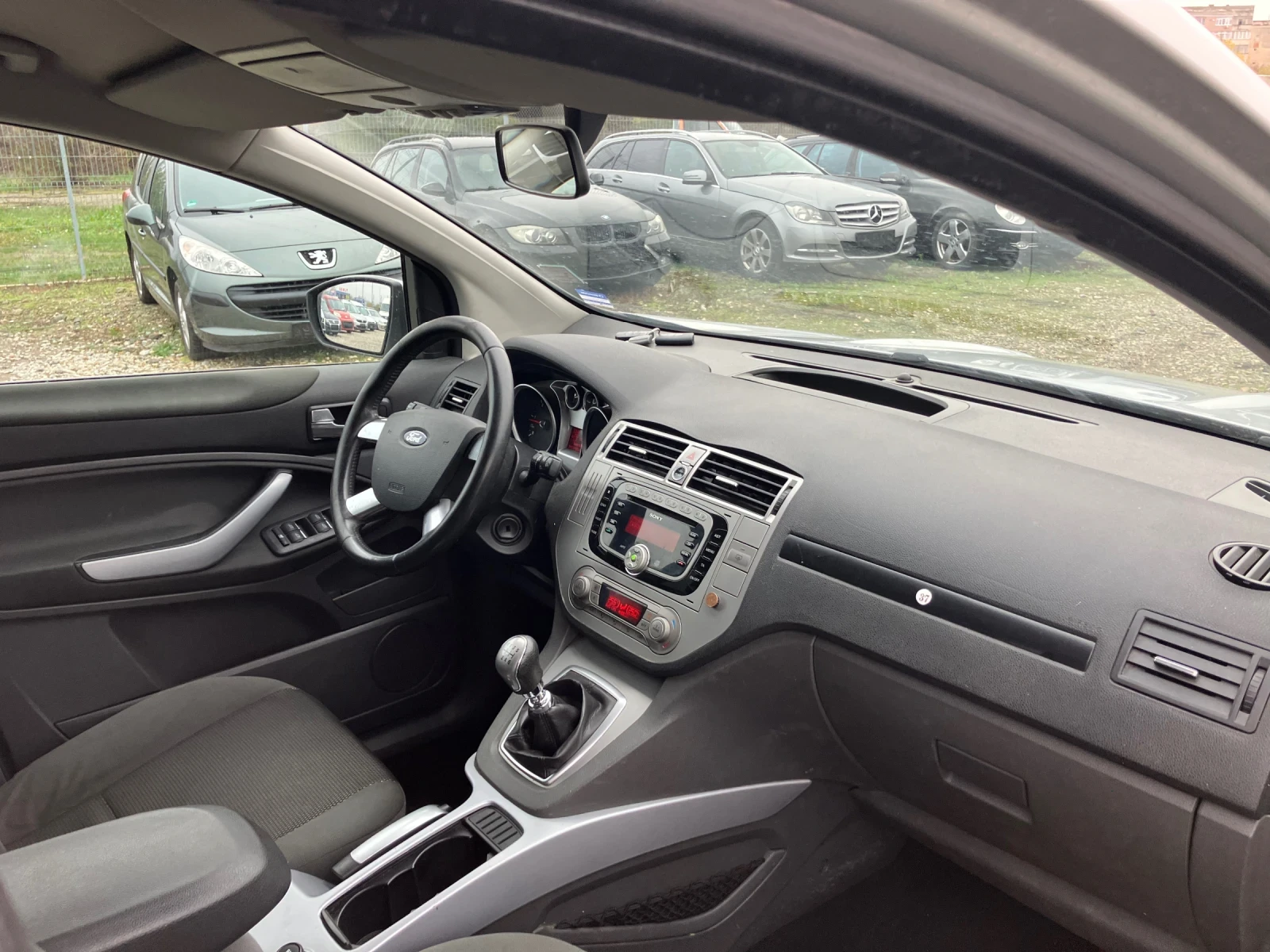 Ford Kuga 2.0 TDCI - изображение 6