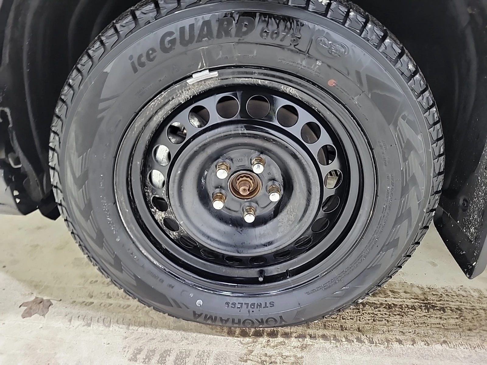 Toyota Rav4 2.5L 4cyl AWD, снимка 6 - Автомобили и джипове - 53814857