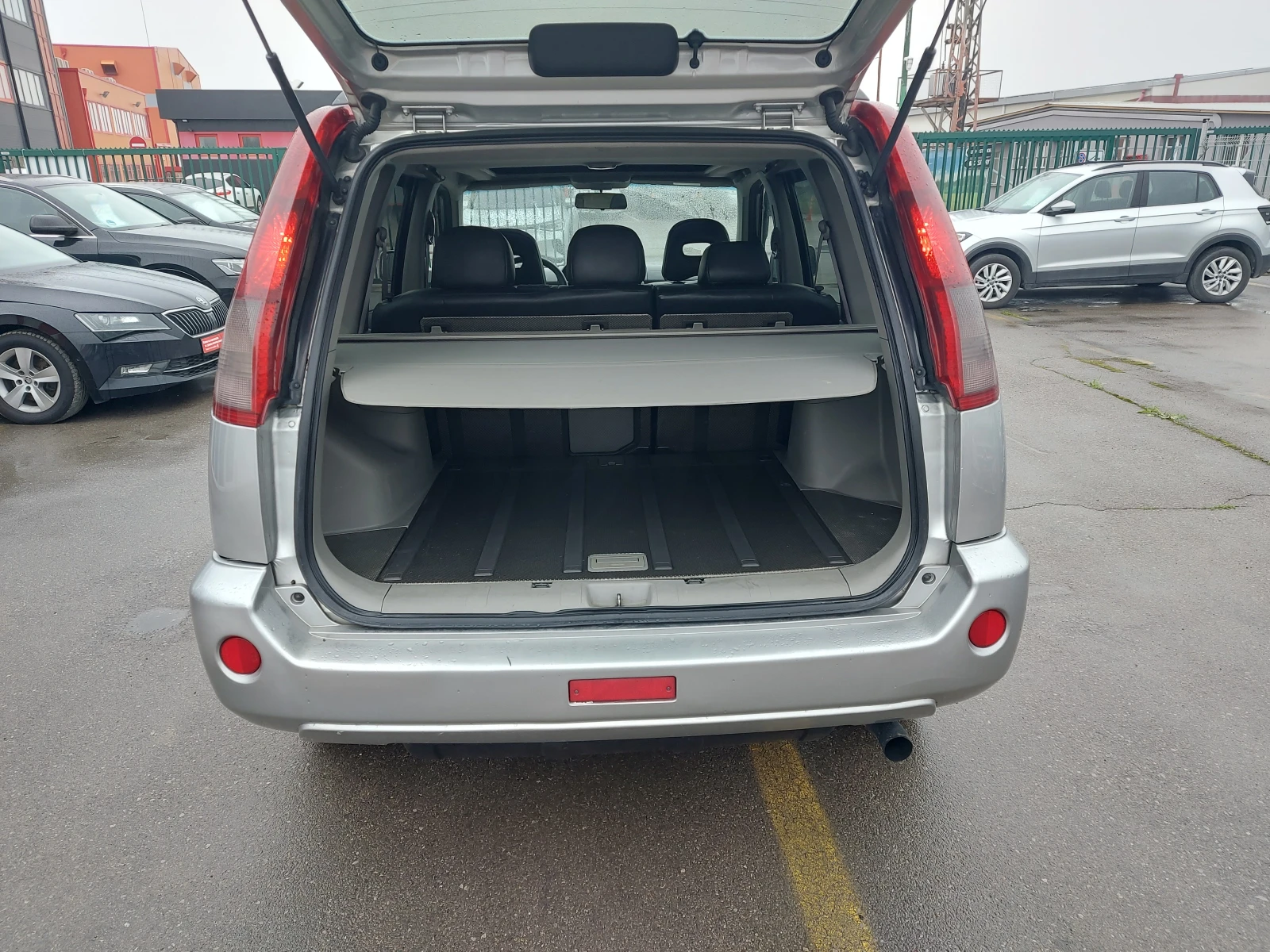 Nissan X-trail 2.2 dCI* 136 к.с.* 4x4* 6 ск.* FULL EXTRI, снимка 14 - Автомобили и джипове - 54056388