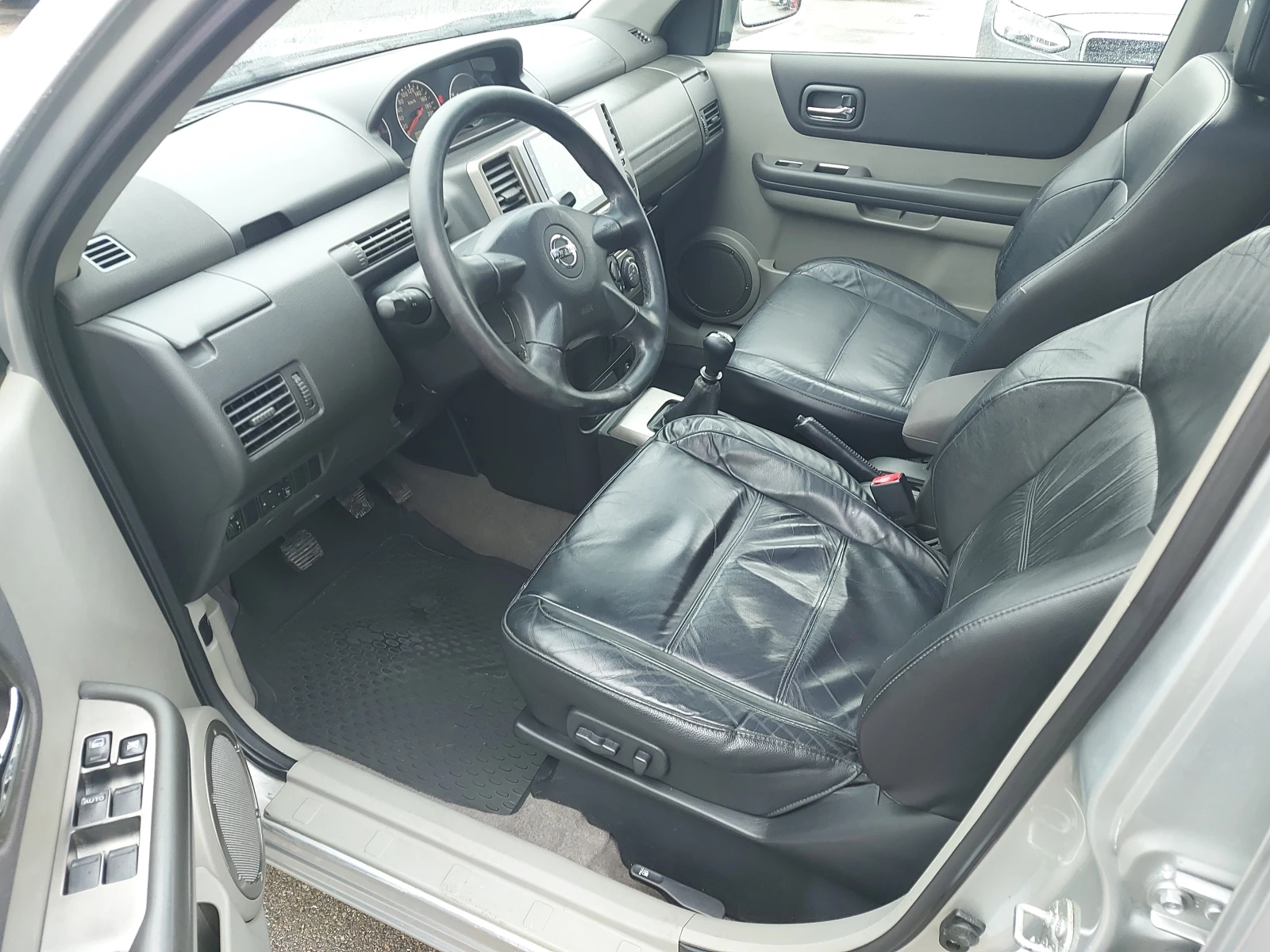 Nissan X-trail 2.2 dCI* 136 к.с.* 4x4* 6 ск.* FULL EXTRI, снимка 7 - Автомобили и джипове - 54056388