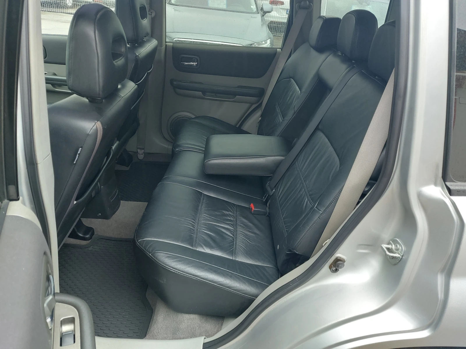 Nissan X-trail 2.2 dCI* 136 к.с.* 4x4* 6 ск.* FULL EXTRI, снимка 13 - Автомобили и джипове - 54056388