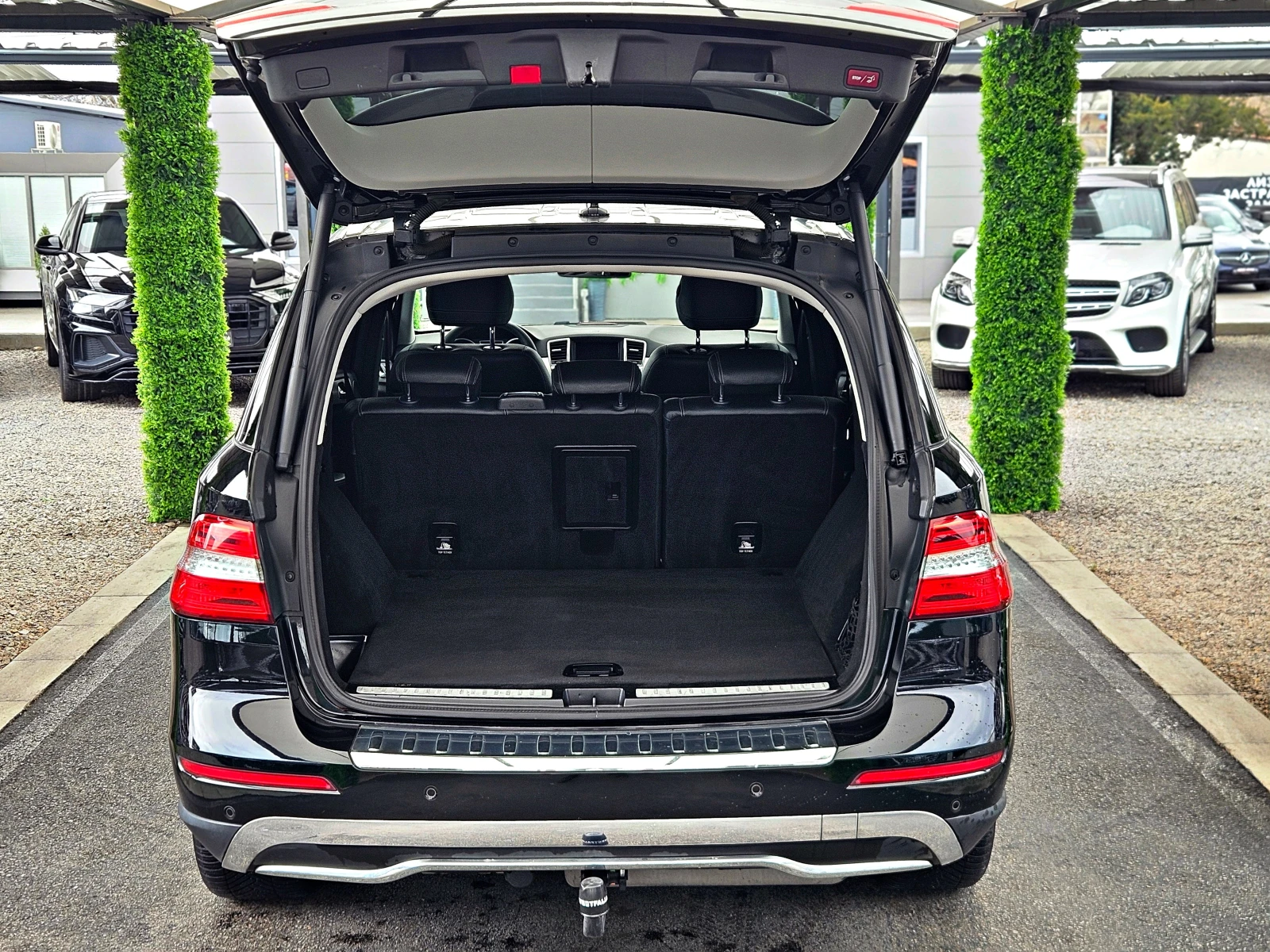 Mercedes-Benz ML 350 AMG/GERMANY/AMBIENT/PARK ASSYST/SIGN ASSYS/NAVI/LI, снимка 8 - Автомобили и джипове - 54076381