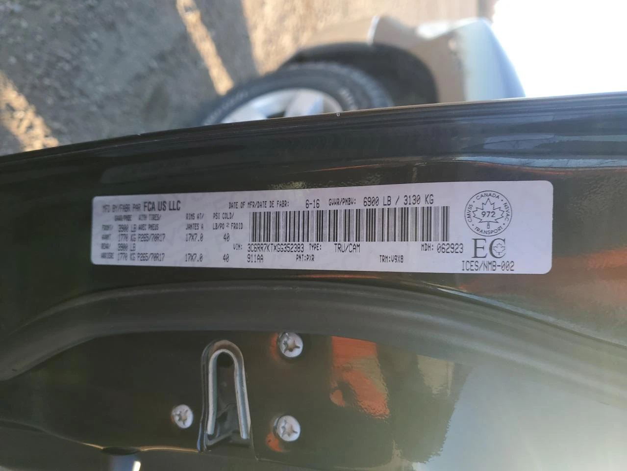 Dodge RAM 1500 5.7l St, снимка 12 - Автомобили и джипове - 54141607