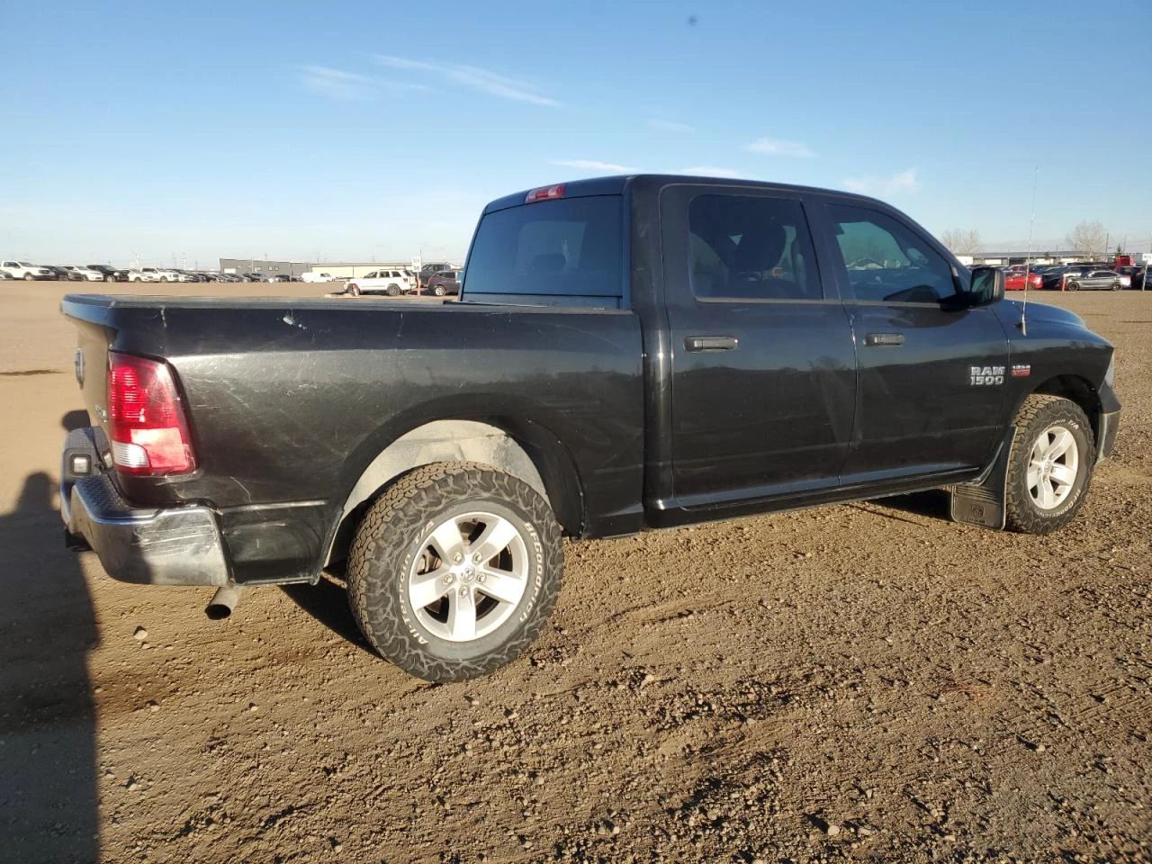 Dodge RAM 1500 5.7l St, снимка 3 - Автомобили и джипове - 54141607