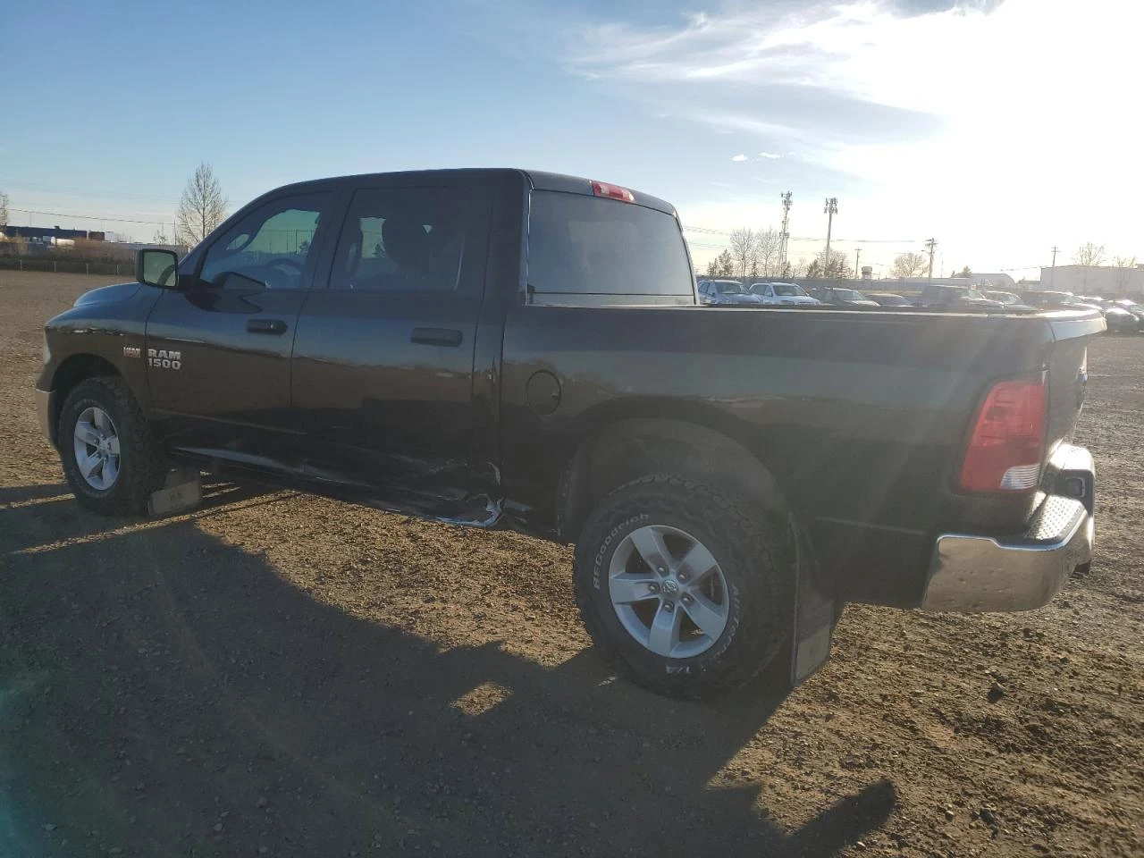 Dodge RAM 1500 5.7l St, снимка 2 - Автомобили и джипове - 54141607