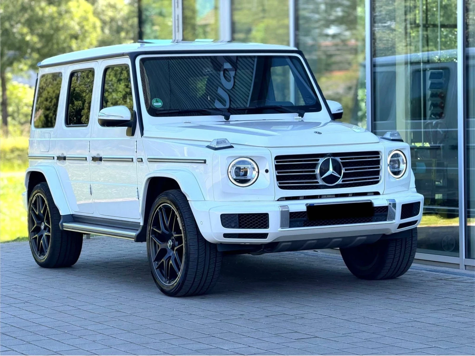 Mercedes-Benz G 500 FULL AMG LINE LED NAVI DESIGNO BURM ЛИЗИНГ 100%, снимка 2 - Автомобили и джипове - 54770788