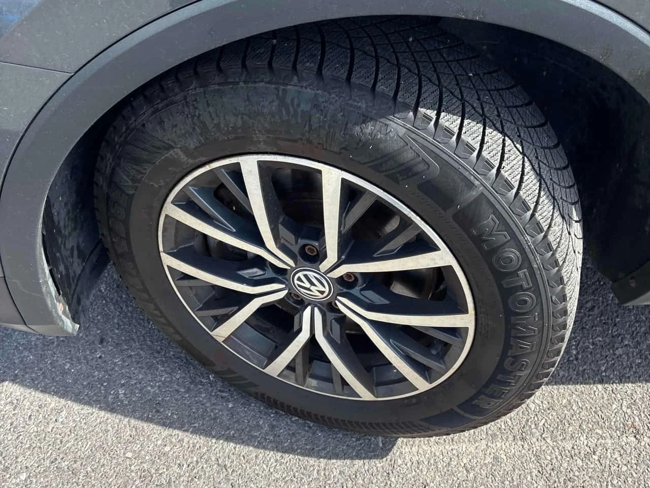 VW Tiguan * Comfortline * АВТОКРЕДИТ * ОТ ПРЕДСТАВИТЕЛСТВО, снимка 6 - Автомобили и джипове - 54761181